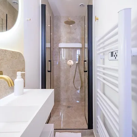 Appartement Feniers - Hyper Centre St Tropez *